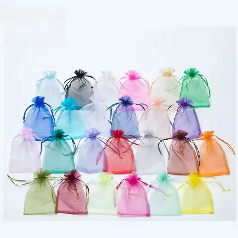 Sachets en organza avec cordon